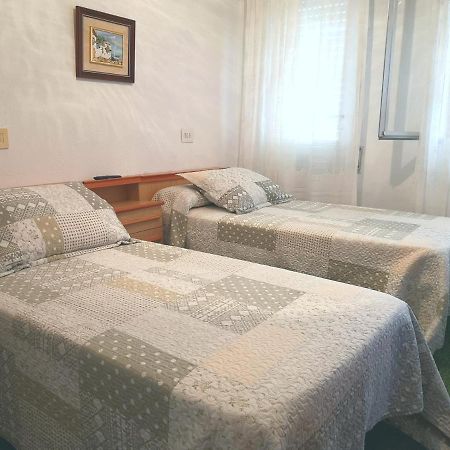 Hostal Vina Outes Екстер'єр фото
